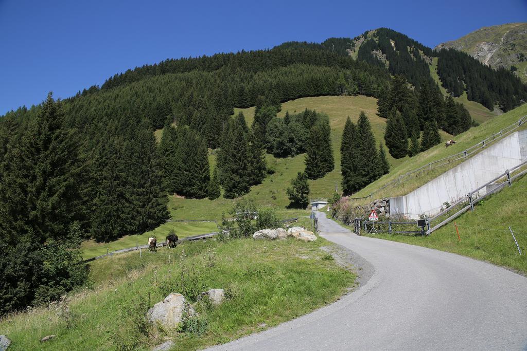 Berghaus Alpenroesli Hotel Klosters Exterior photo